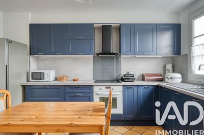 Maison - 96 m² - 5 pièces