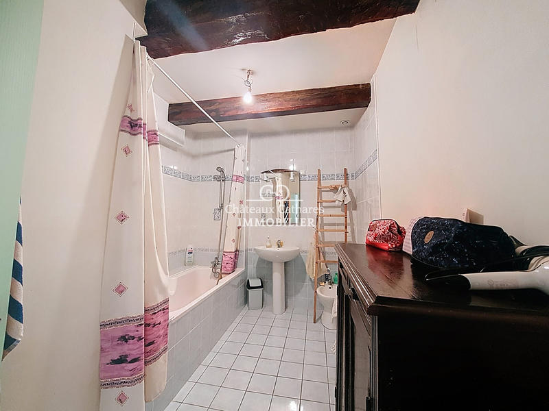 Maison ancienne - 173 m² - 6 pièces