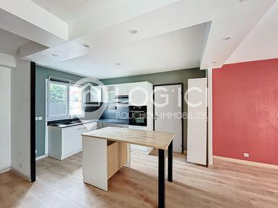 Maison - 85 m² - 4 pièces