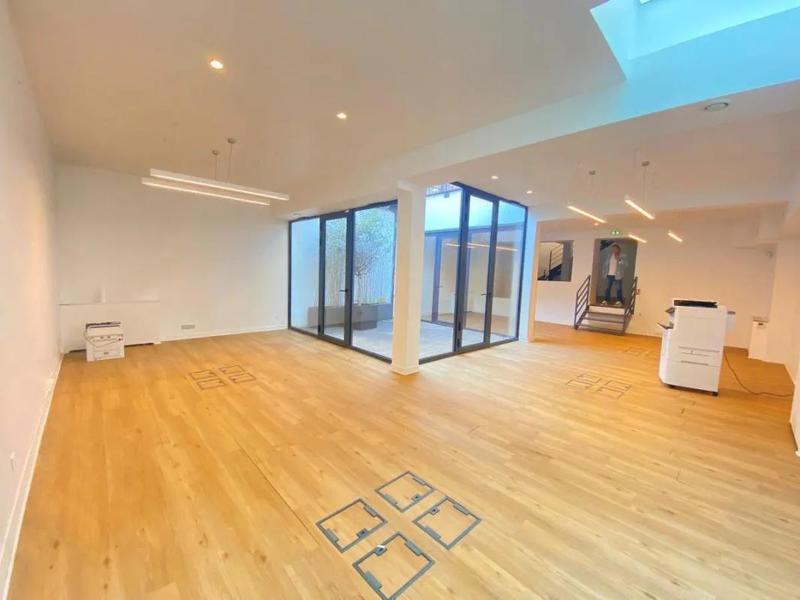 Bureau - 155 m²