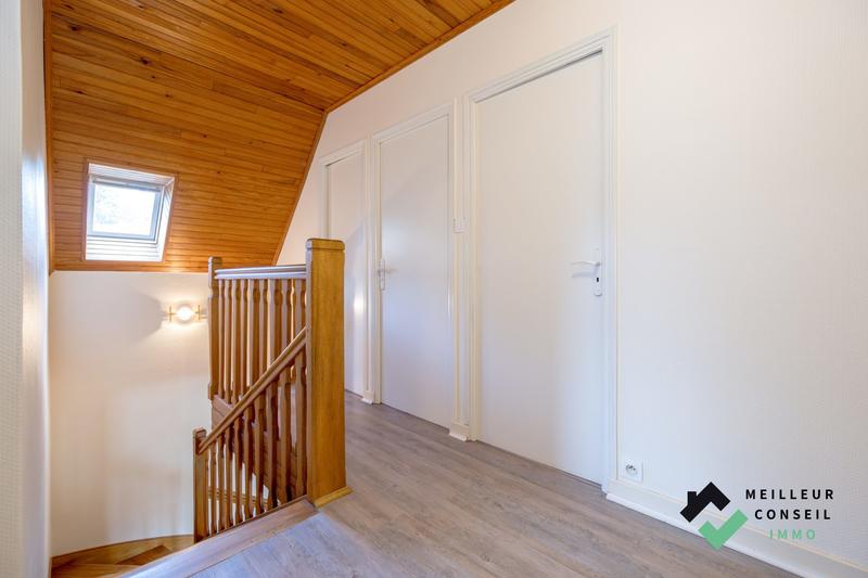 Maison traditionnelle - 109 m² - 5 pièces