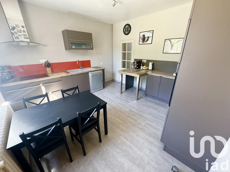 Maison - 165 m² - 9 pièces