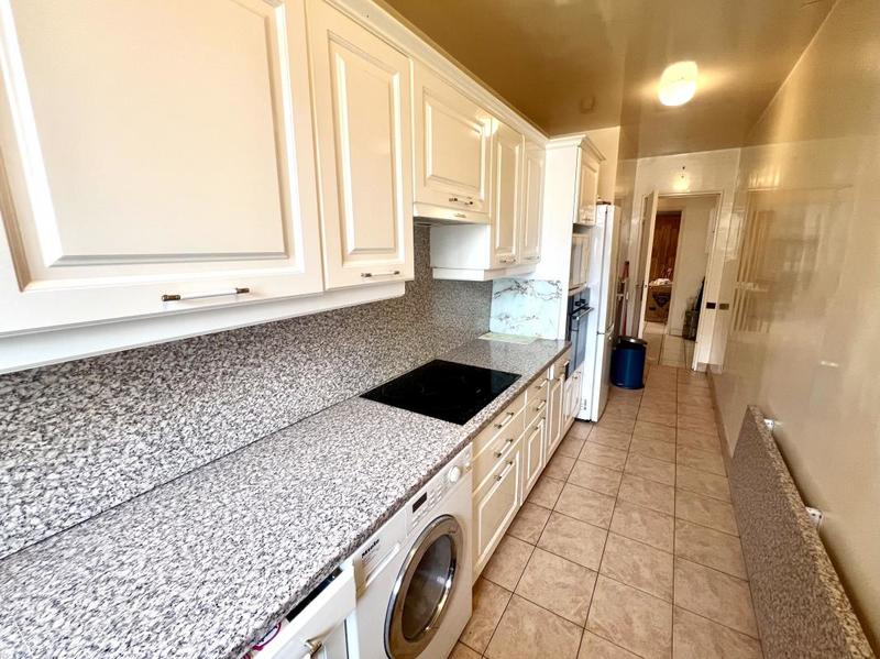 Appartement - 108 m² - 4 pièces