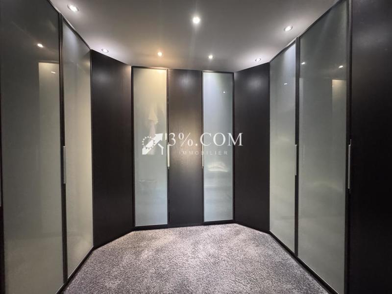 Maison - 291 m² - 7 pièces