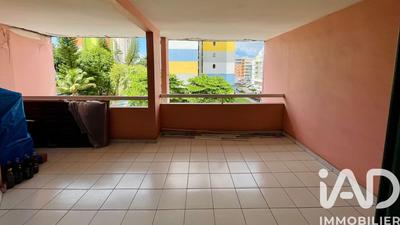 Appartement - 85 m² - 3 pièces