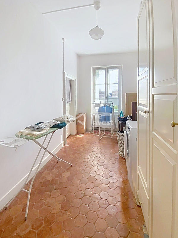 Maison ancienne - 186 m² - 7 pièces