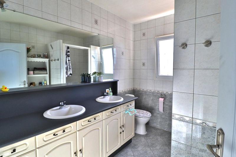 Villa - 102 m² - 4 pièces