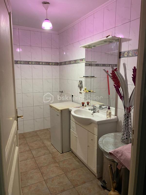 Local commercial - 120 m² - 1 pièce