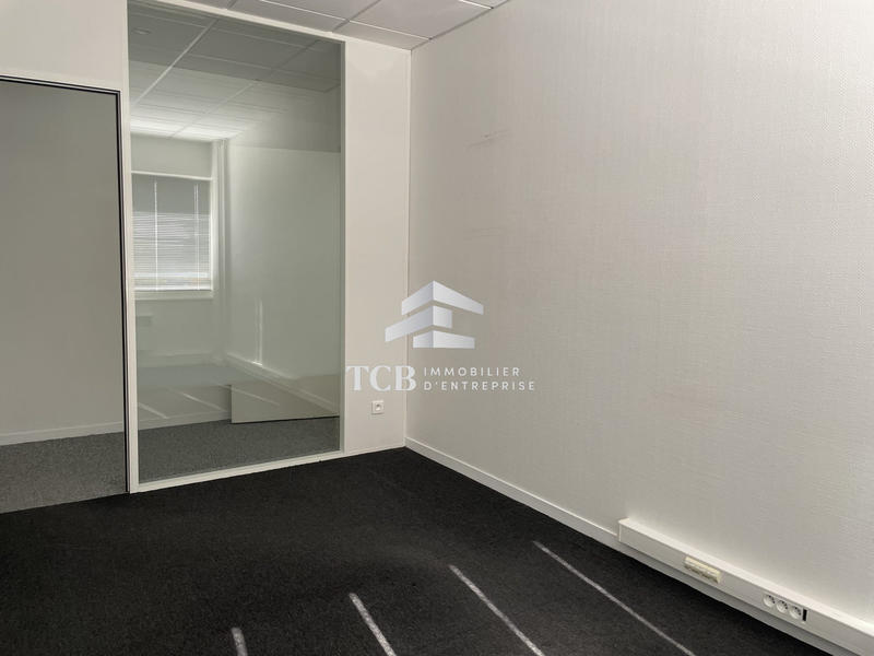 Bureau - 140 m²