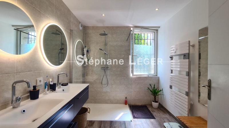 Maison - 158 m² - 7 pièces