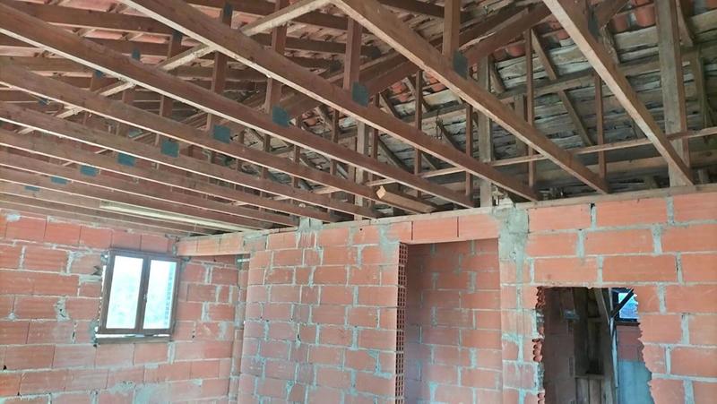 Maison - 180 m² - 6 pièces