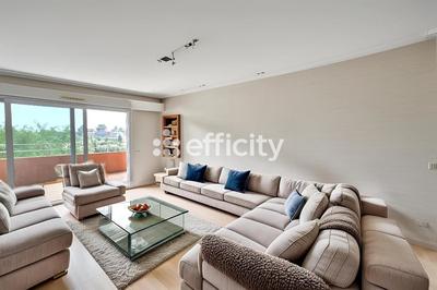 Appartement - 76 m² - 3 pièces