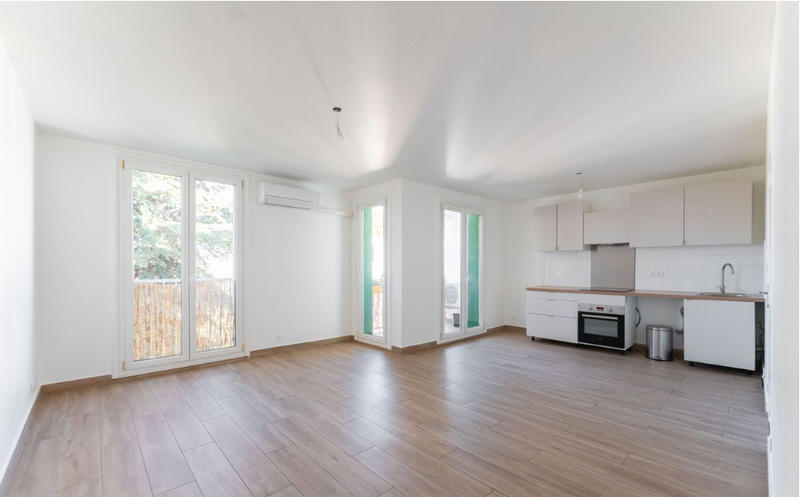 Appartement - 80 m² - 3 pièces