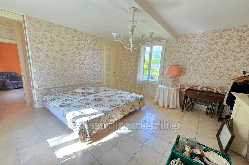 Maison - 231 m² - 13 pièces