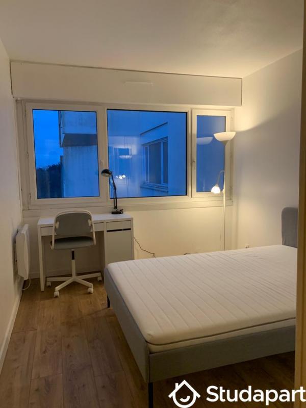 Chambre - 10 m² - 1 pièce