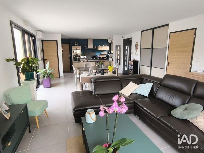 Maison - 112 m² - 6 pièces