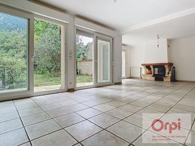 Maison - 145 m² - 6 pièces