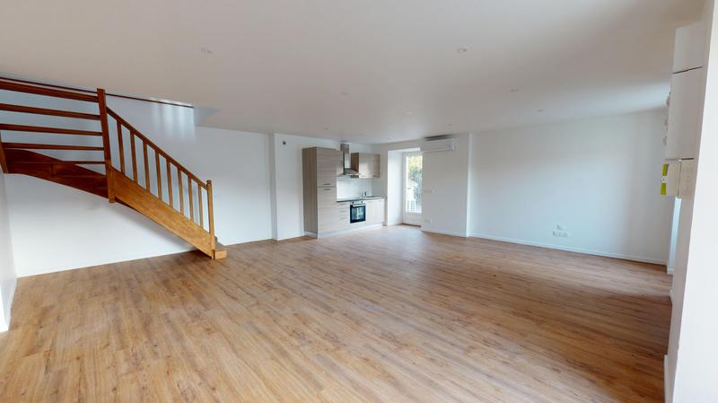 Maison - 84 m² - 4 pièces