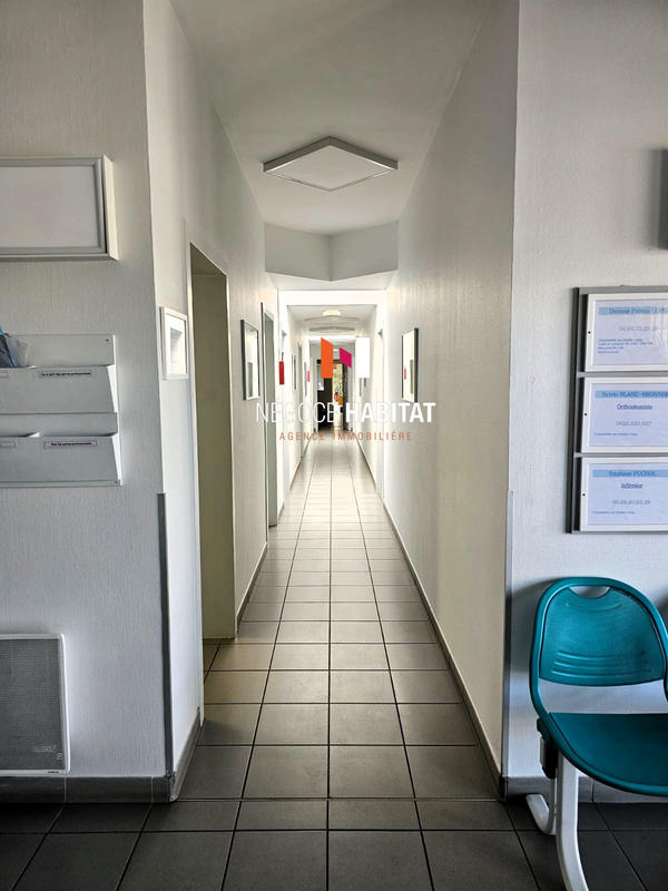 Local d'activités - 339 m²