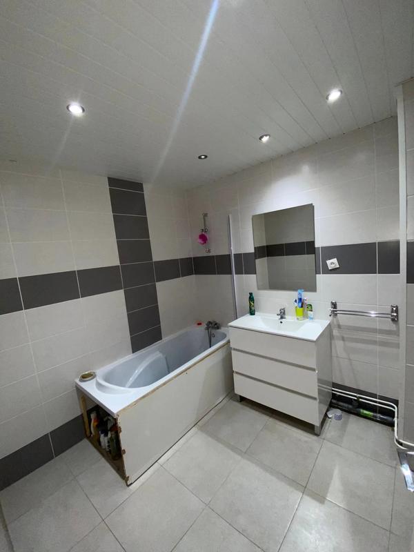 Appartement - 165 m² - 7 pièces