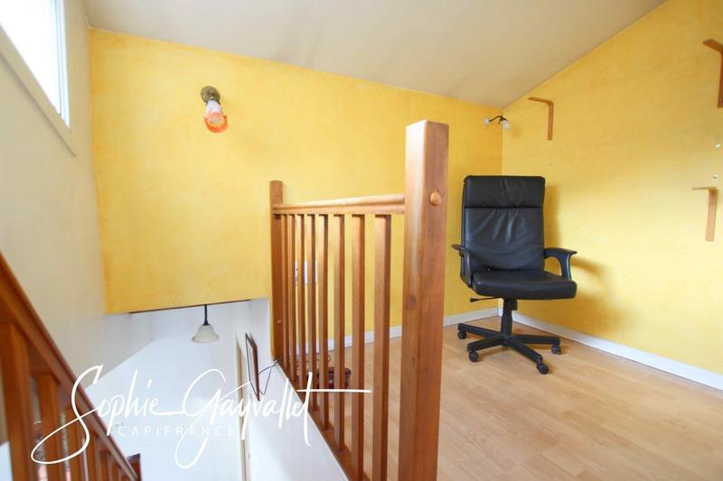 Maison - 180 m² - 6 pièces