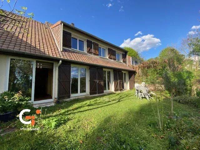 Maison - 137 m² - 5 pièces