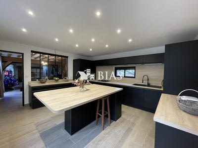 Maison - 116 m² - 4 pièces