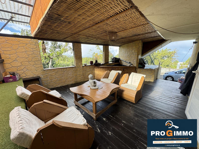 Maison - 180 m² - 9 pièces