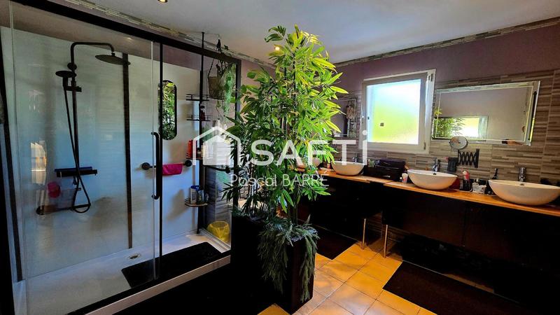 Maison - 186 m² - 6 pièces