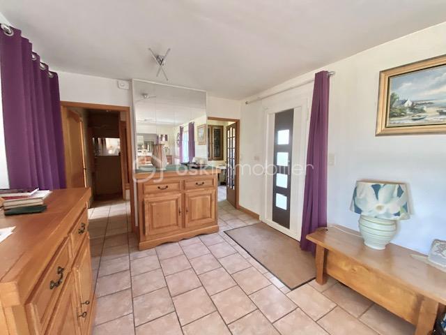 Maison - 180 m² - 8 pièces