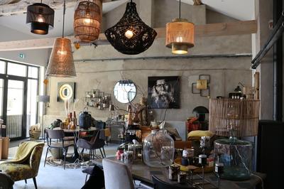 Maison - 900 m² - 24 pièces