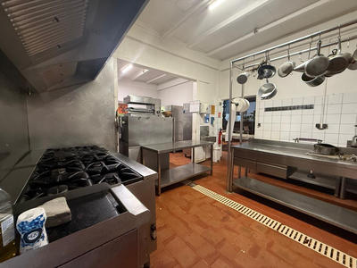 Maison - 211 m² - 7 pièces