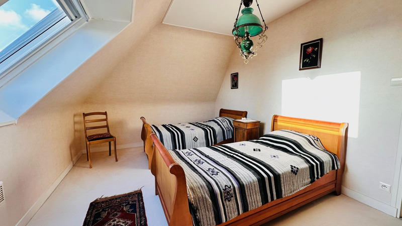 Maison - 121 m² - 6 pièces