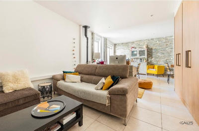 Appartement - 99 m² - 4 pièces