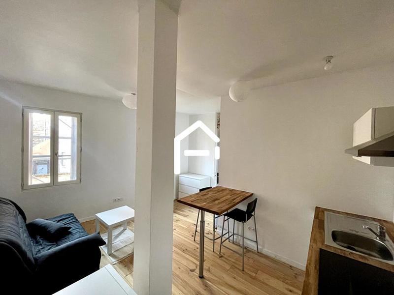 Studio - 18 m² - 1 pièce
