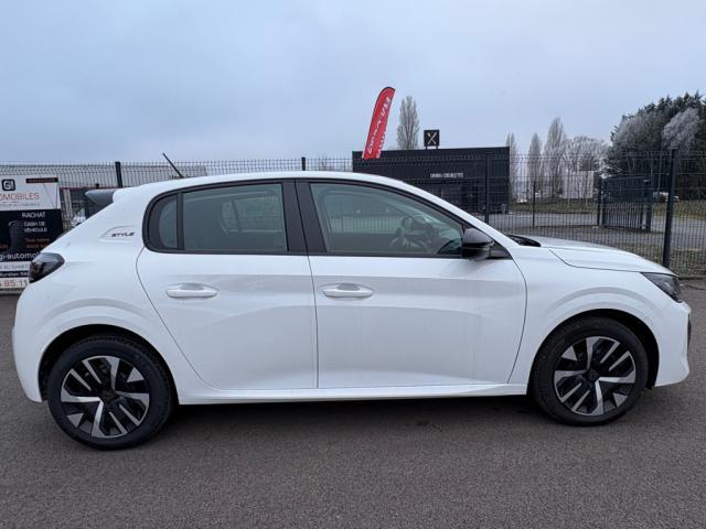 Peugeot 208 Hybrid 100 e-Dcs6 Style