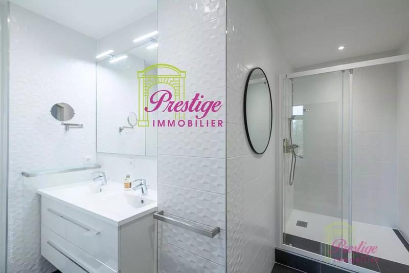 Appartement - 94 m² - 4 pièces