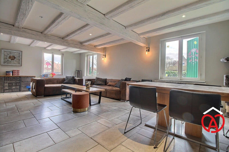 Maison - 192 m² - 7 pièces