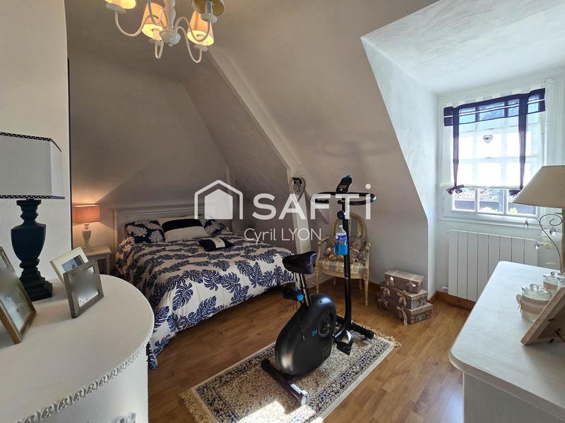 Maison - 166 m² - 6 pièces