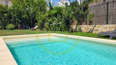 Maison - 121 m² - 4 pièces