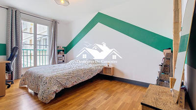 Appartement - 85 m² - 4 pièces