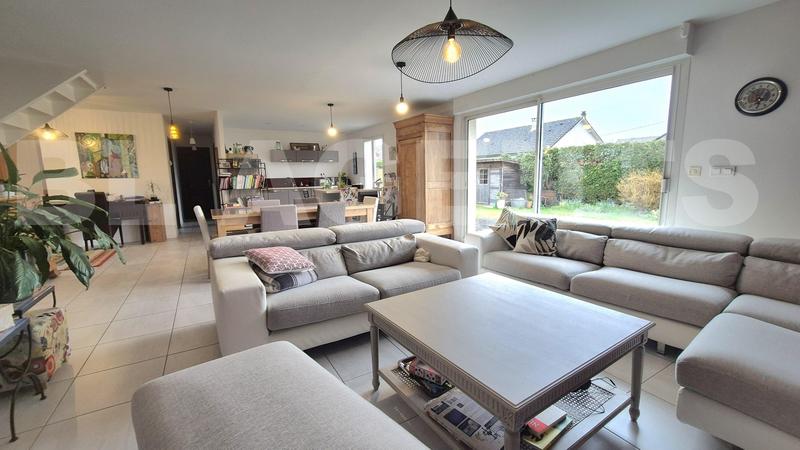 Pavillon - 125 m² - 6 pièces