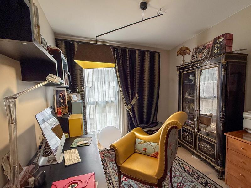 Appartement - 82 m² - 4 pièces