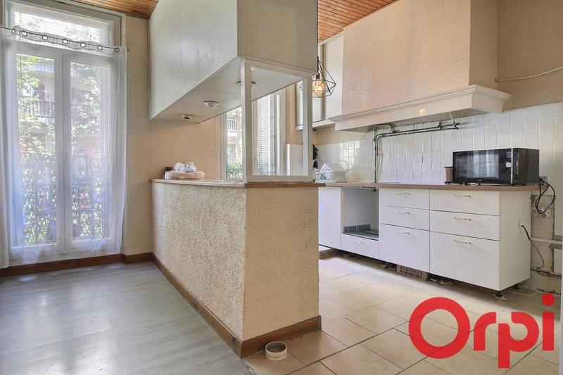 Appartement - 82 m² - 3 pièces