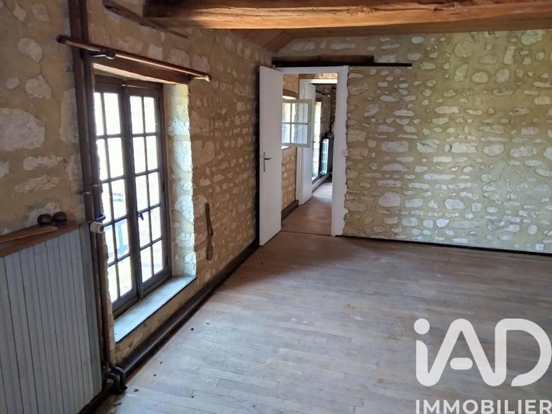 Maison de village - 389 m² - 10 pièces