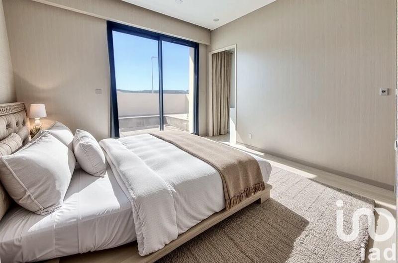 Maison - 128 m² - 4 pièces