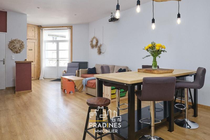 Appartement - 85 m² - 4 pièces