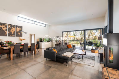 Maison contemporaine - 200 m² - 6 pièces