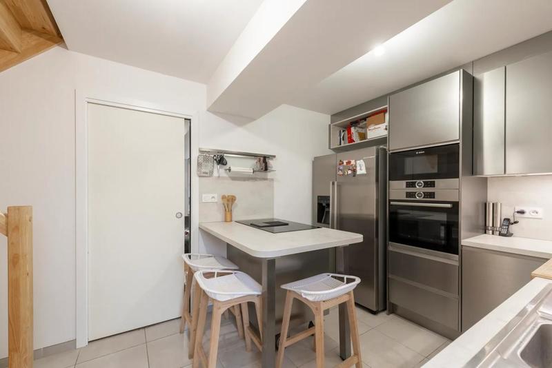 Corps de ferme - 136 m² - 10 pièces