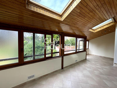 Maison - 195 m² - 10 pièces